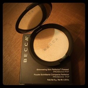 💖 New 💖 BECCA PROSECCO POP Highlighter